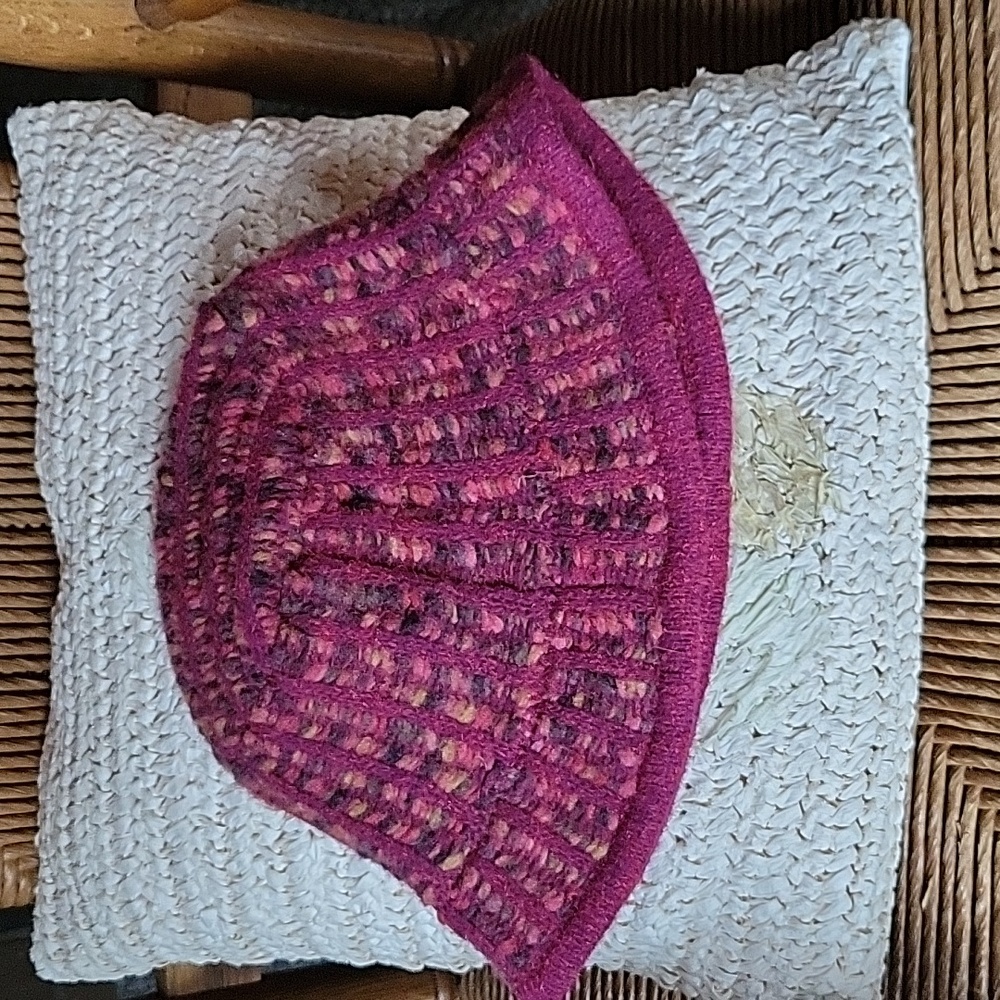 Banana Republic wool/mix bucket hat